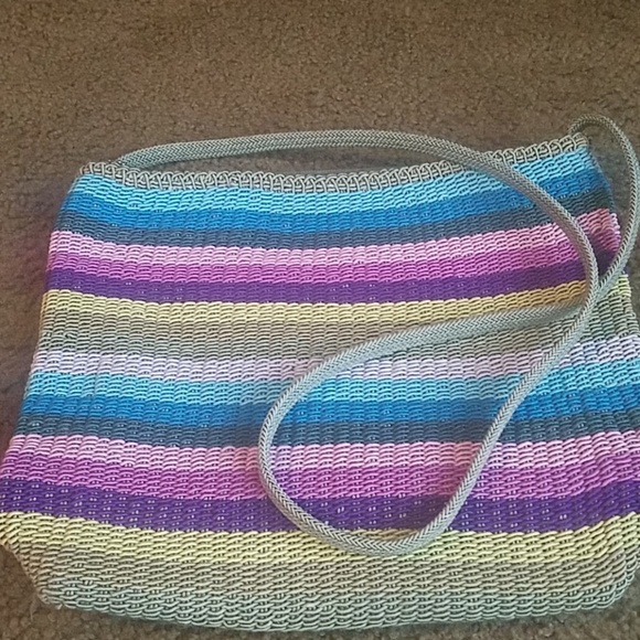 Stone Mountain woven bag - Picture 2 of 6